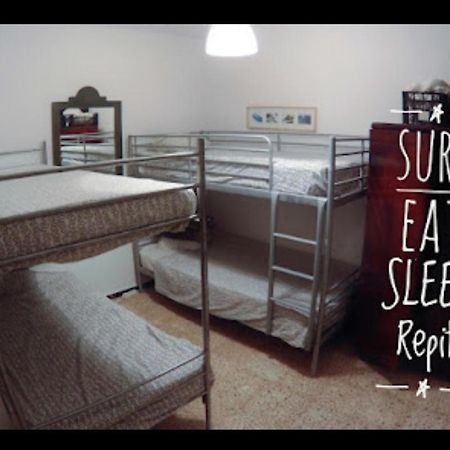 Surf House Famara Yokomosurf Hostel Екстериор снимка